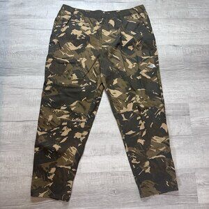 The North Face Pants Mens 2XL Class V Camo Hiking Nylon Elastic Waist Joggers